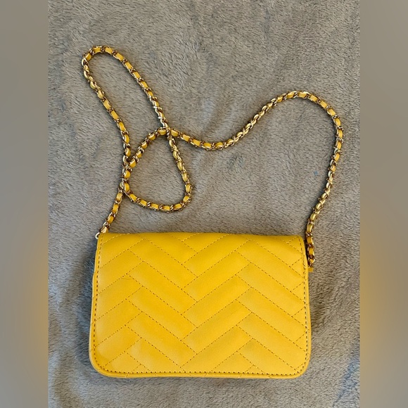 BEBE Purse with shoulder strap - Picture 2 of 4